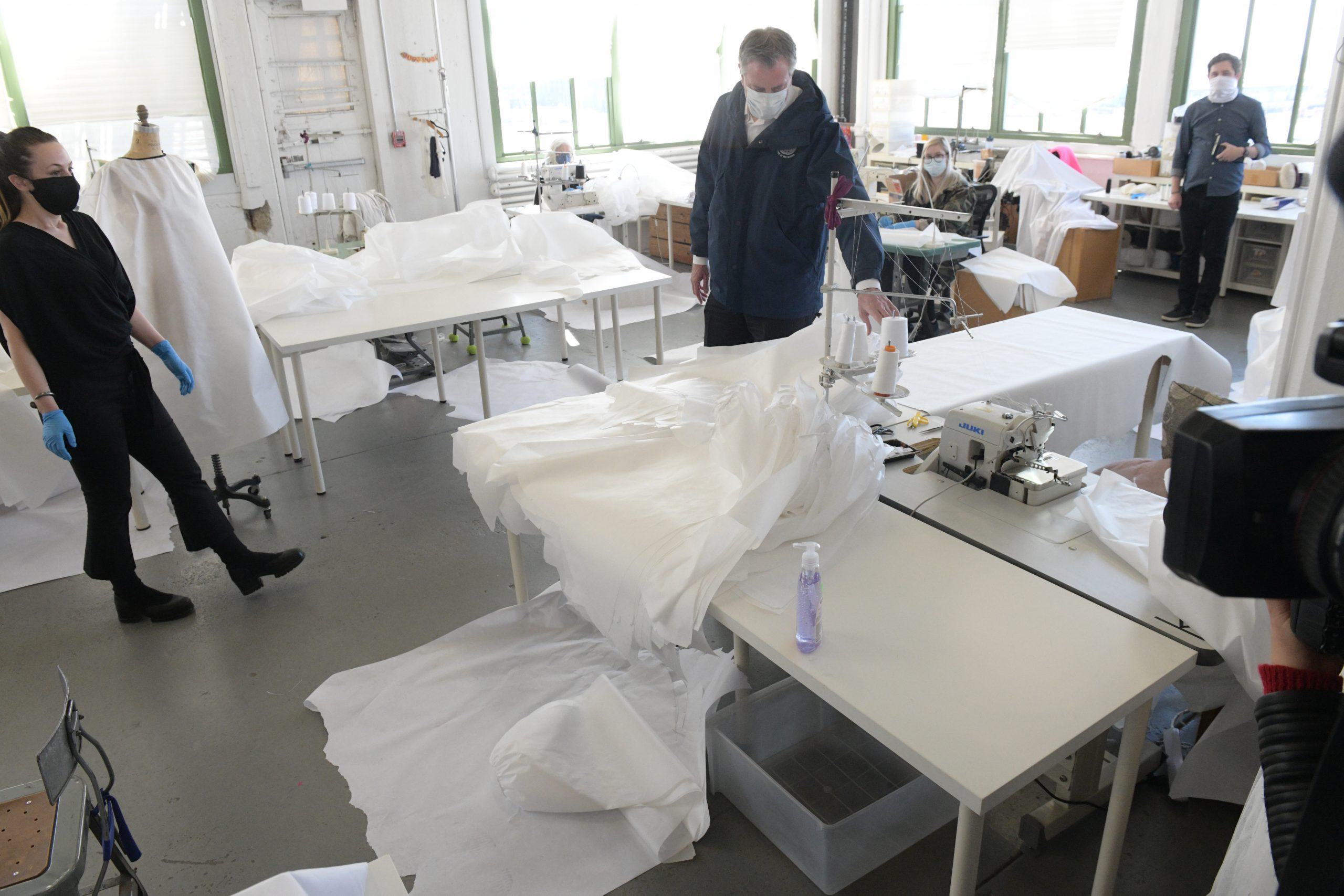 More Brooklyn businesses pivot to PPE's to help health care workers 2