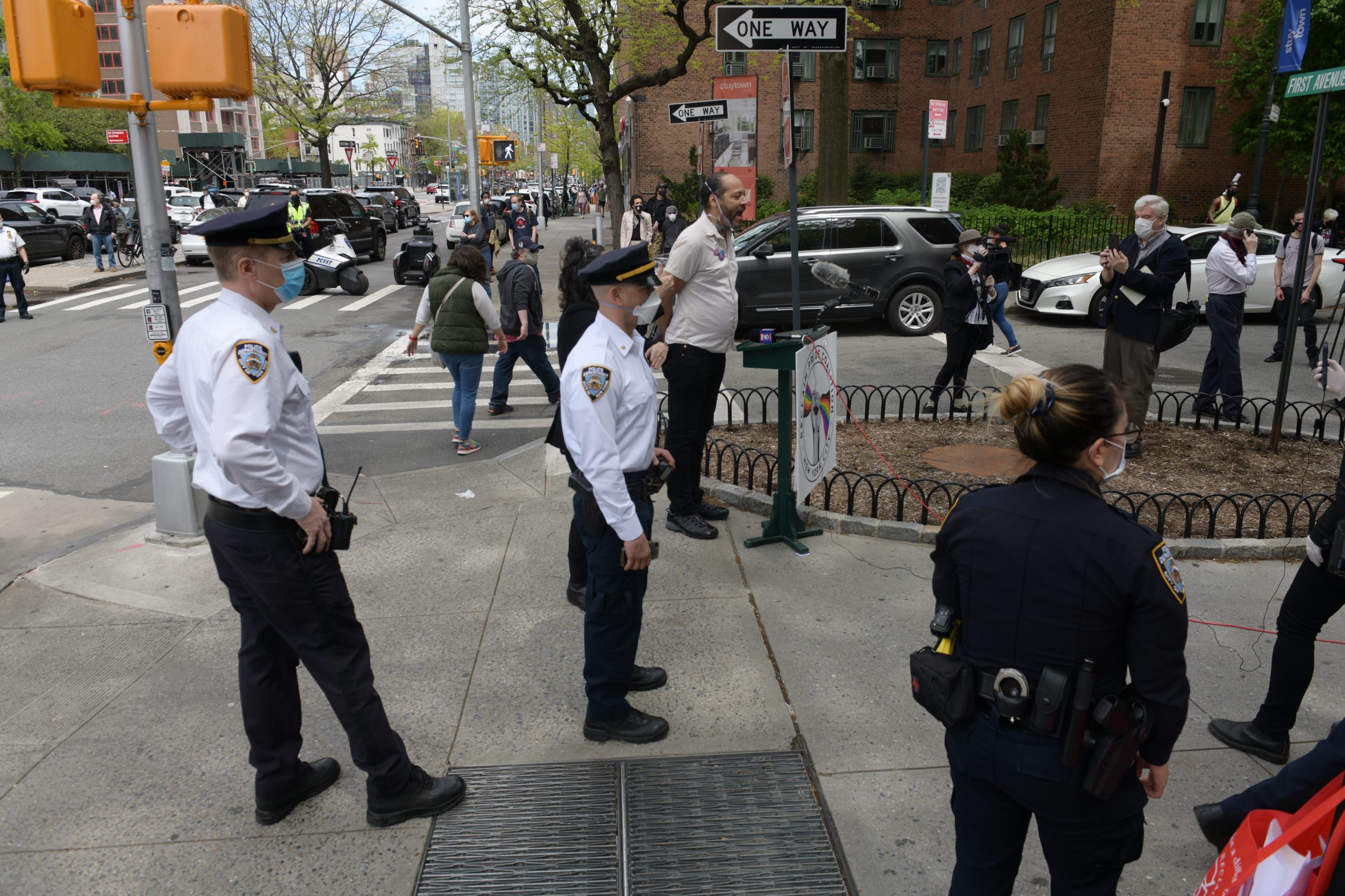 'What happened to free speech?' Manhattan protesters irked by heavy cop presence 2