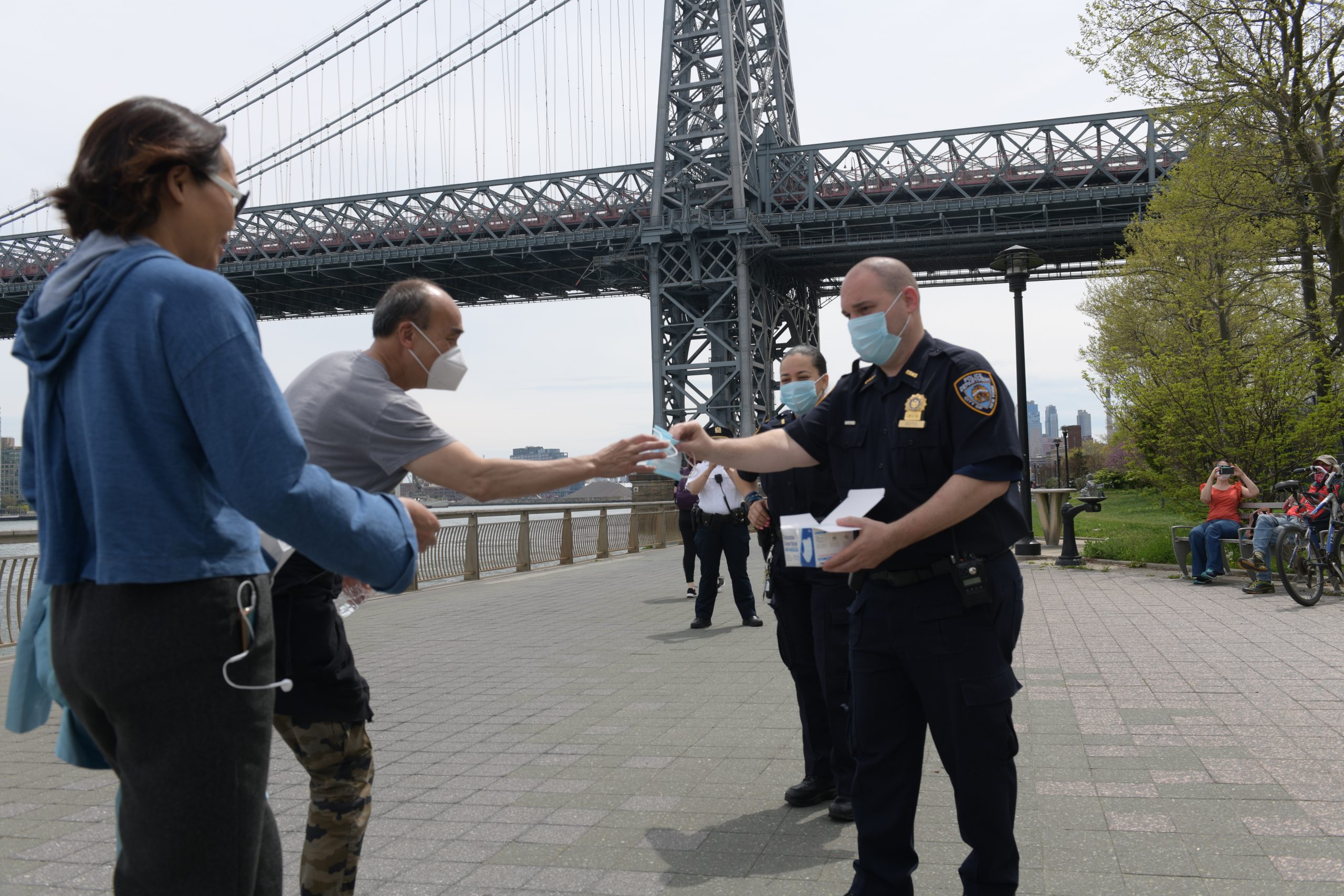 Pandemic plummet: Big crime drop in NYC, but virus poses other problems for cops 2