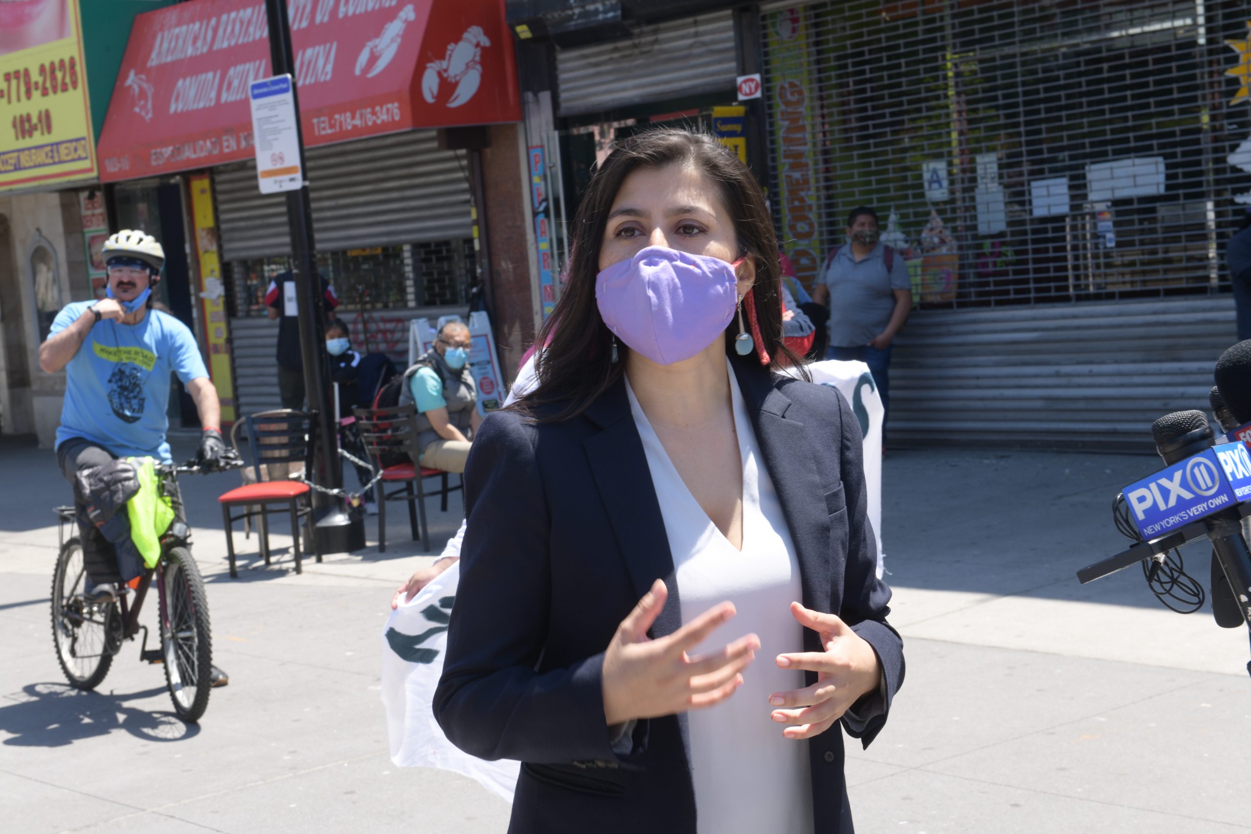 Immigrant groups hit hardest by COVID-19 seek government help 3
