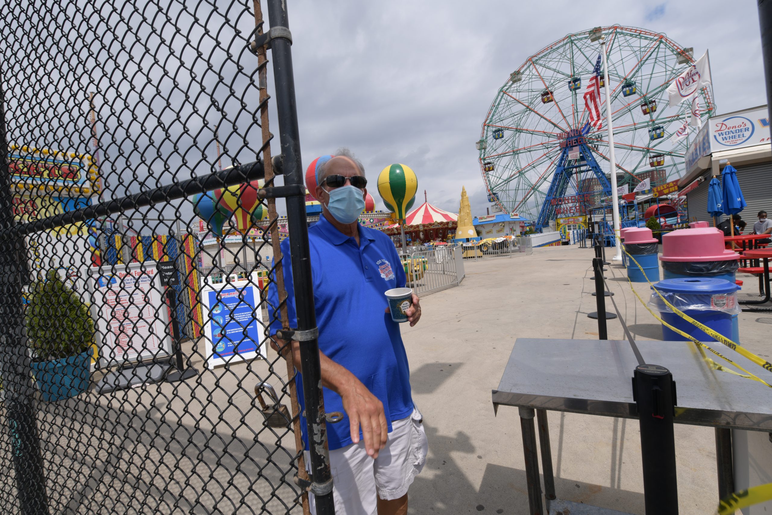 As aquarium prepares to reopen, Coney Island amusement parks face financial disaster 3