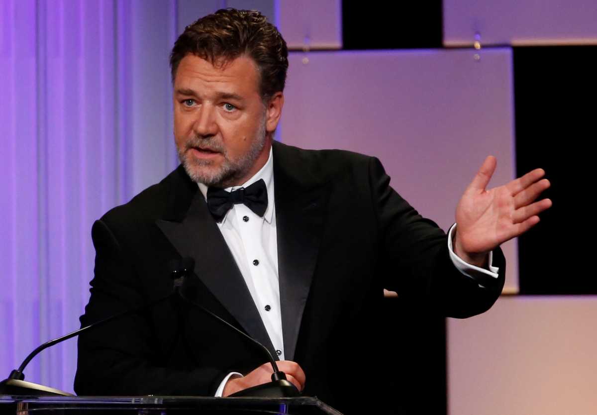 Actor Crowe speaks at the 30th annual American Cinematheque Award ceremony in Beverly Hills