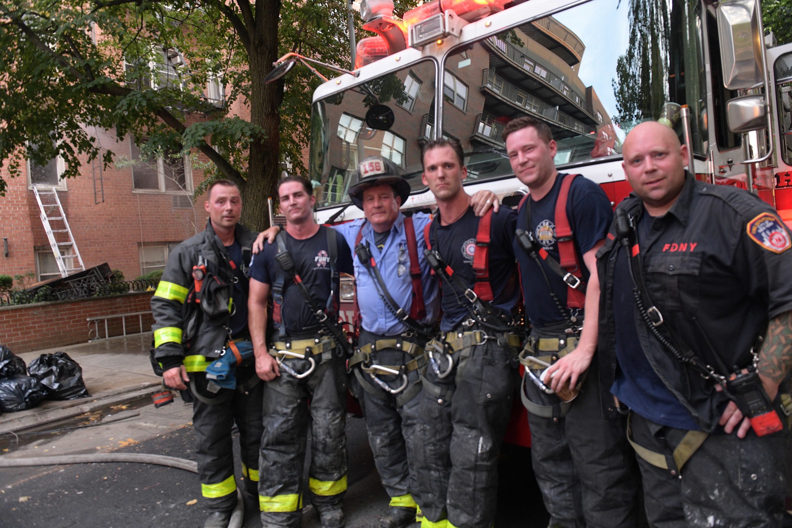 Firefighters rescue senior man from fast-moving Brooklyn blaze 2