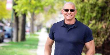 host_robert_irvine_main_292caa02b5351867b8dd248030f42f35.fit-1240w