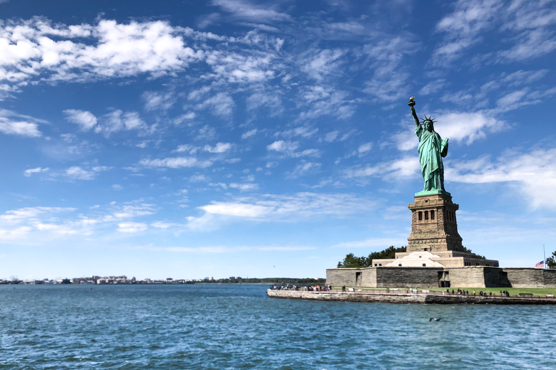 Lab/Shul congregation connects Tashlich with Lady Liberty for Rosh Hashanah 5