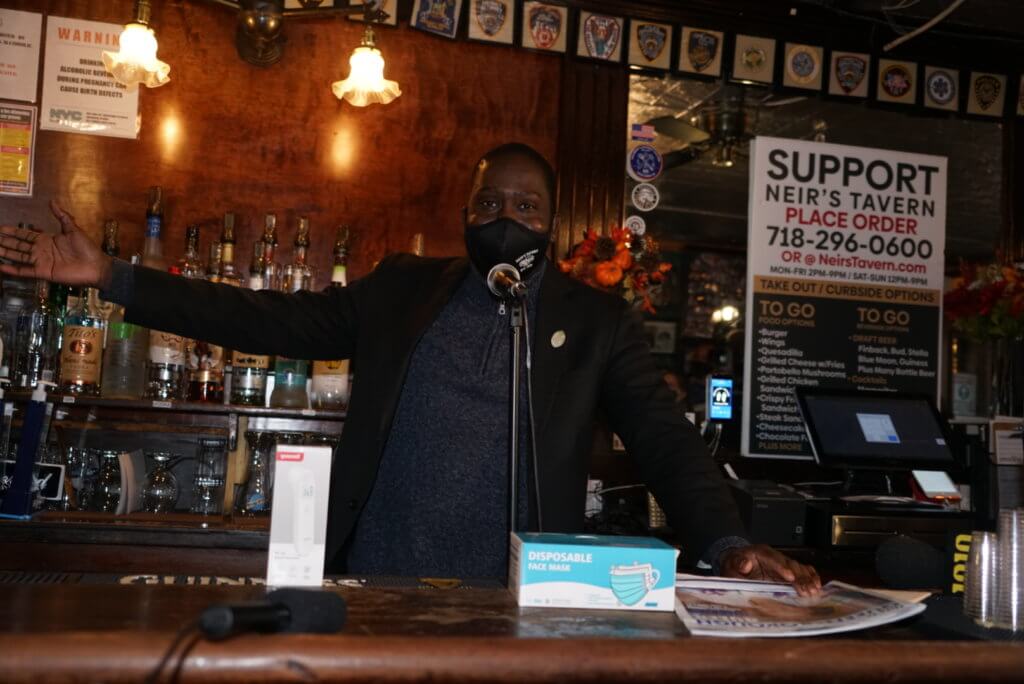 Neir's Tavern signs new five-year lease to stay in Woodhaven 2