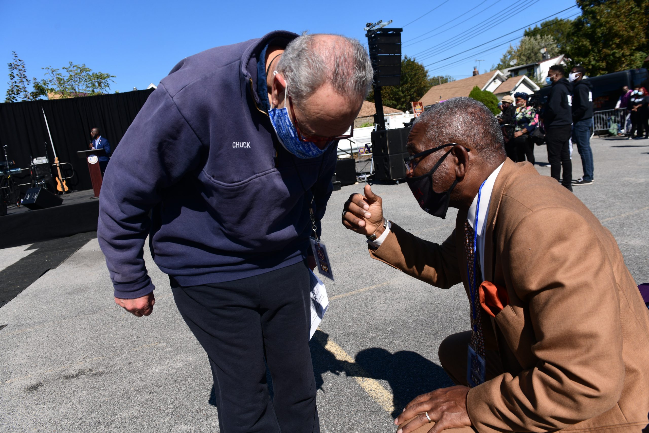 Hundreds jam Queens street for roadway renaming honoring longtime leader Floyd Flake 7