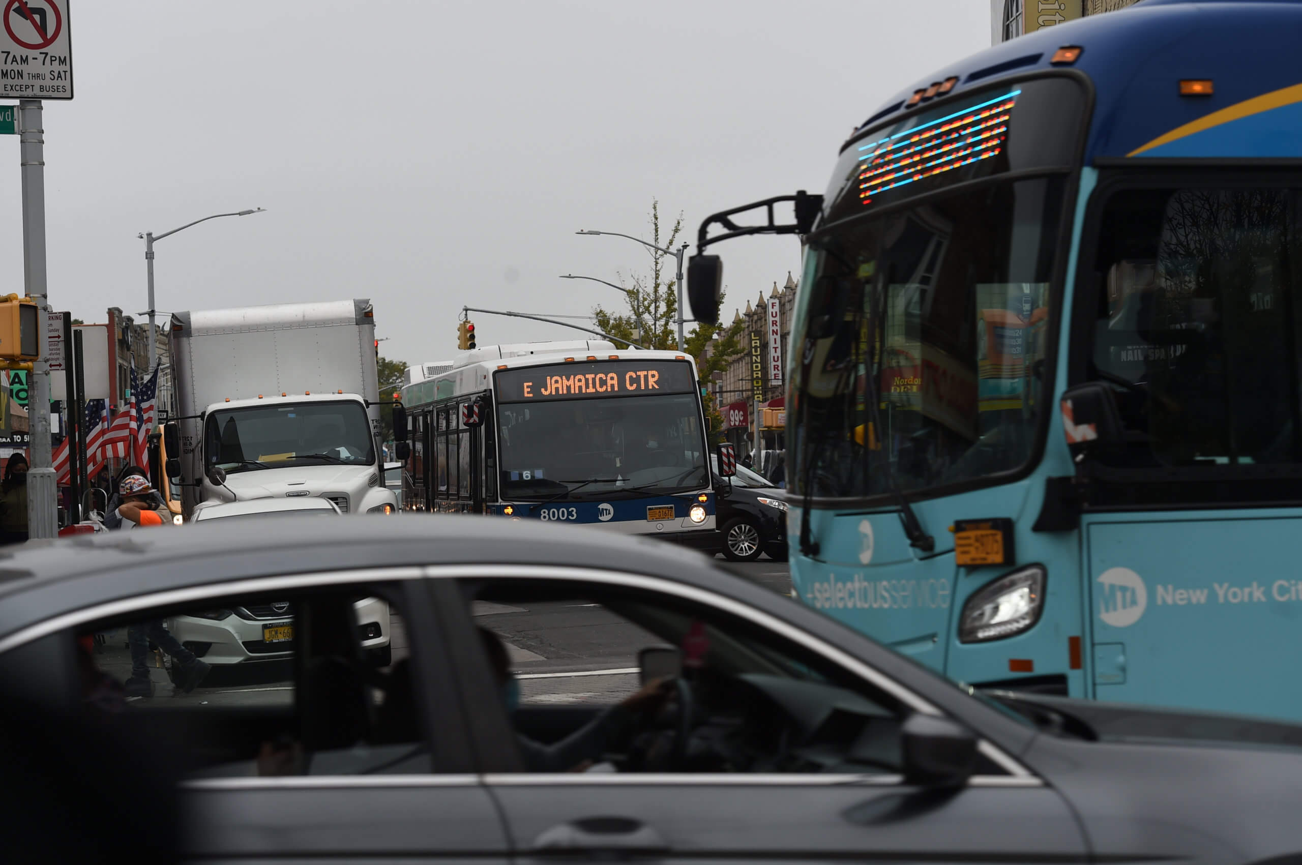Finish the job! Transit advocates rally in Queens for bus lane completion 4