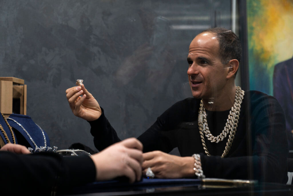 Would I lie to you? 'Streets of Dreams with Marcus Lemonis' explores Manhattan’s Diamond District 2