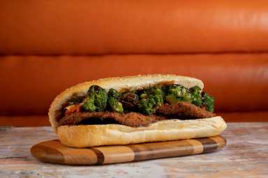 General-Tso-Chicken-Cutlet-3_Brandon-Castillo