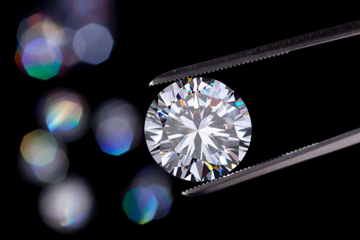 Diamond  jewelry holding