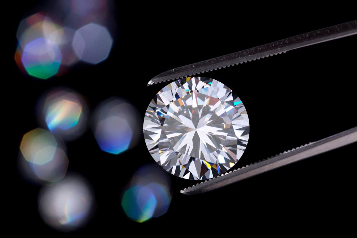 Diamond  jewelry holding