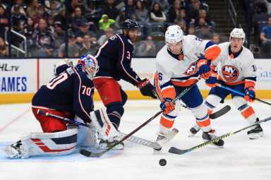 Oliver Wahlstrom Islanders