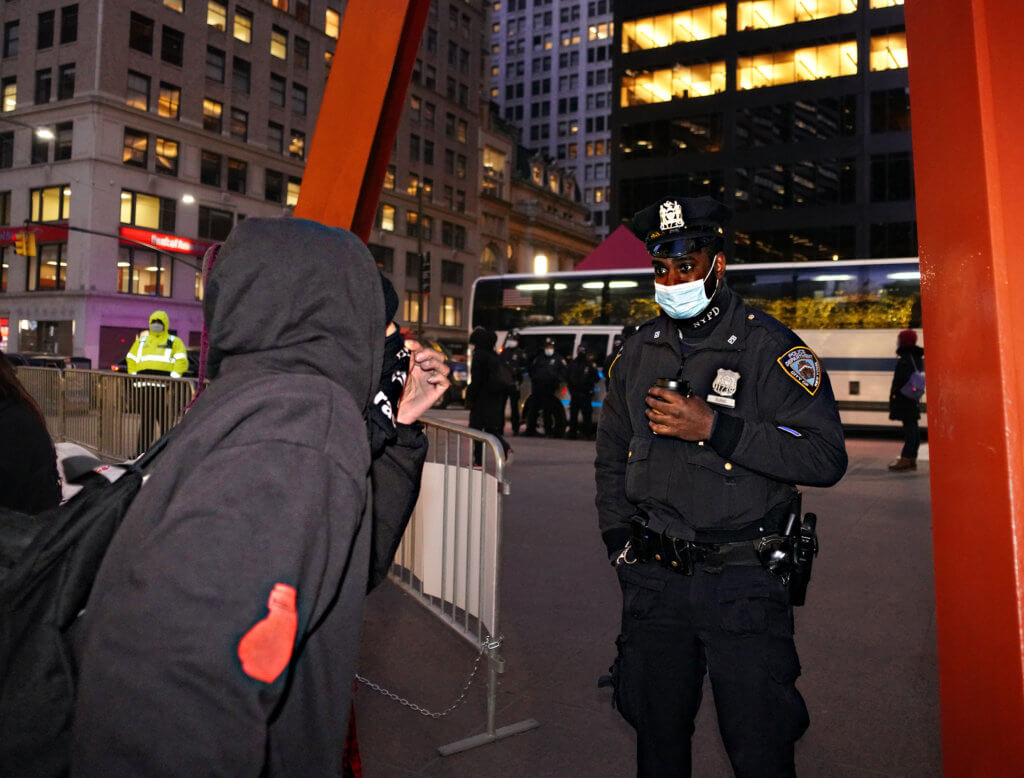 Far-left protesters in Lower Manhattan march on, claim little difference in presidents 4