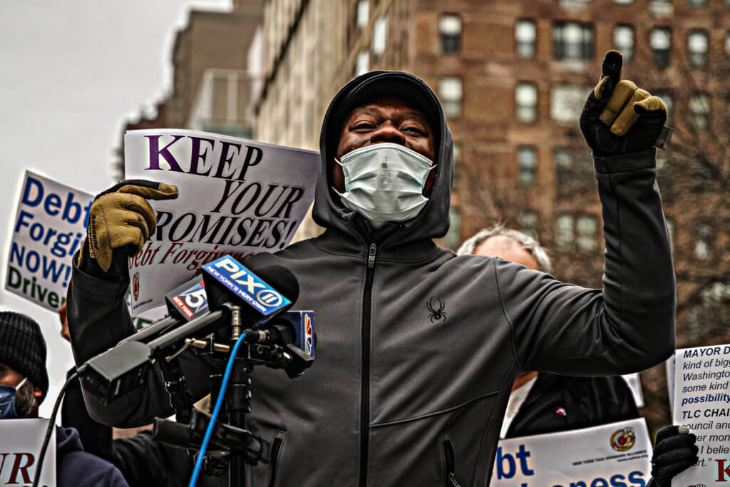New York City cabbies beg de Blasio for forgiveness, at last, of heavy medallion debt 2
