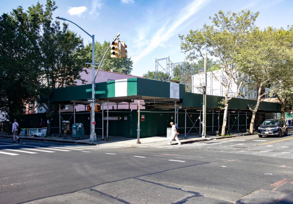 New modern condos set to replace crumbling storefront on Brooklyn corner 2