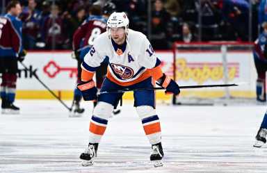 Islanders Josh Bailey