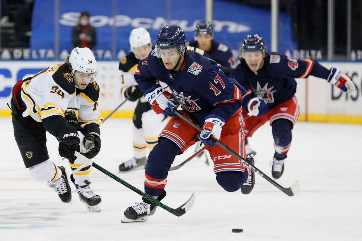 NHL: Boston Bruins at New York Rangers