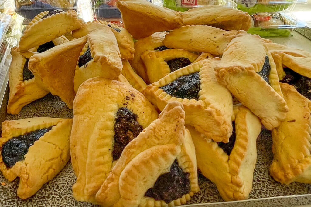 Pandemic Purim: New Yorkers celebrate the holiday 5