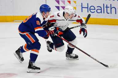Islanders Capitals Nelson