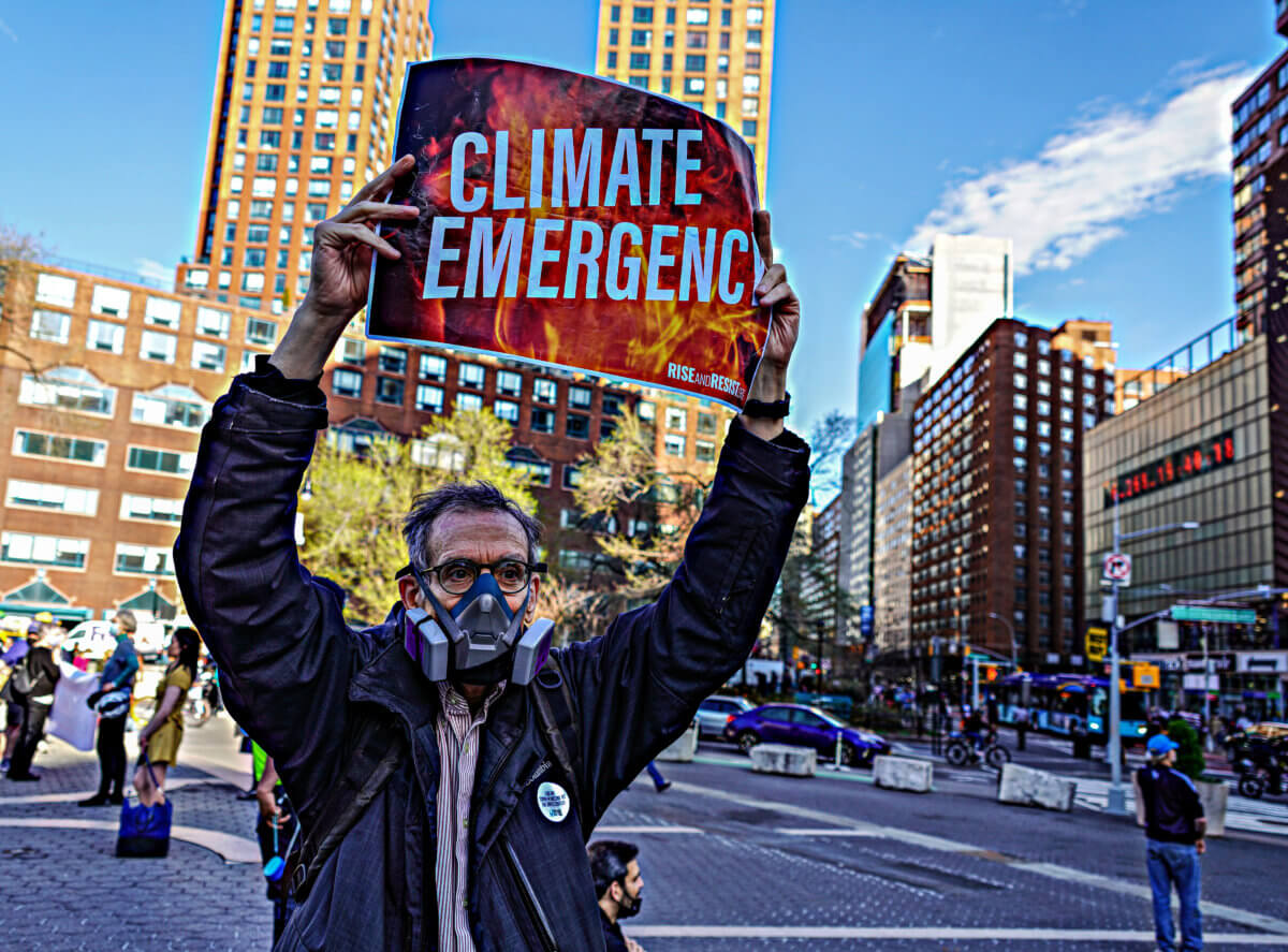 Environmentalists march in Union Square to prevent climate change 4