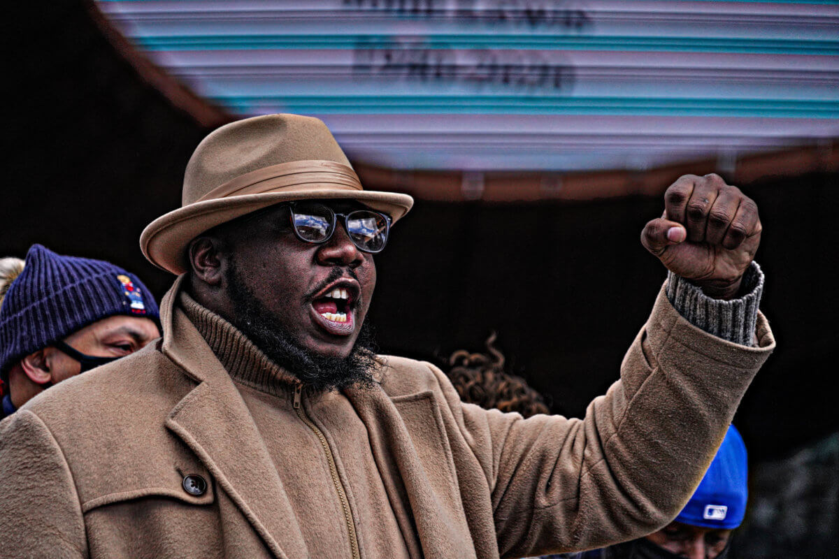 New York civil rights leaders mourn Daunte Wright at Brooklyn vigil 4