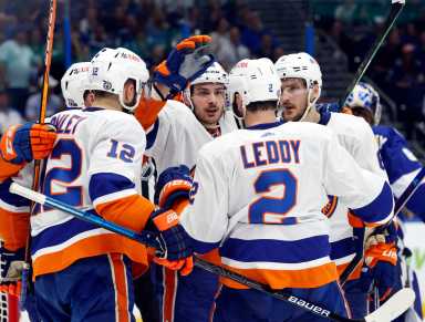 Islanders Lightning Game 1