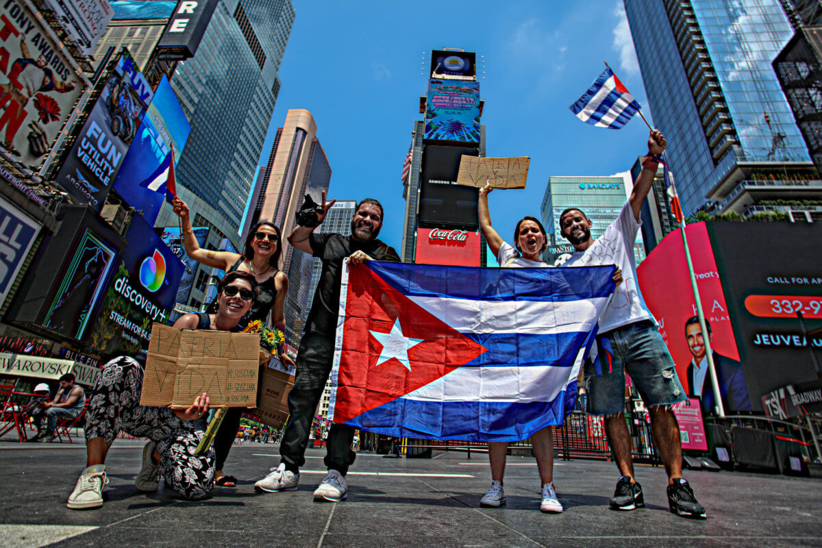 New Yorkers show solidarity at Times Square rally with Cubans seeking freedom 7