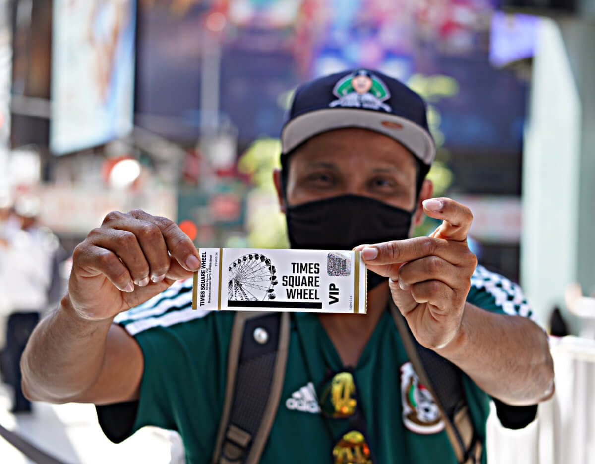 Times Square spins new tourist attraction 7