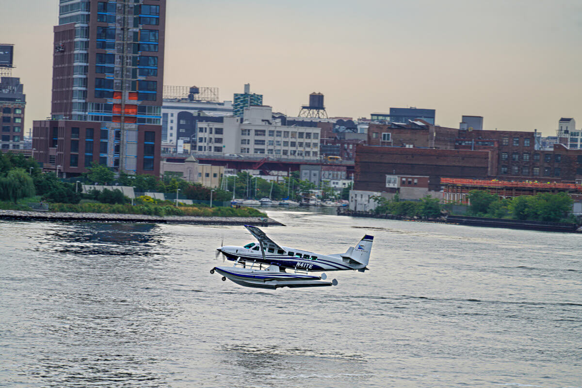 By water and air: Tailwind seaplane makes first flight from New York to Boston 5