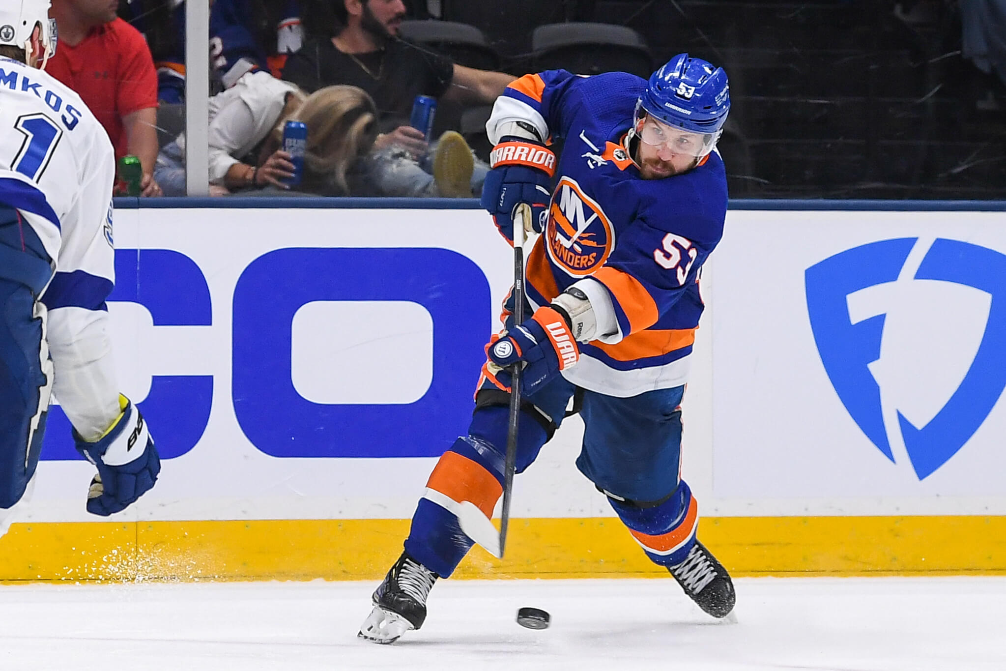 Casey Cizikas Islanders