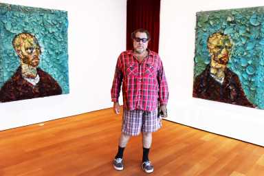 Julian Schnabel ( center )