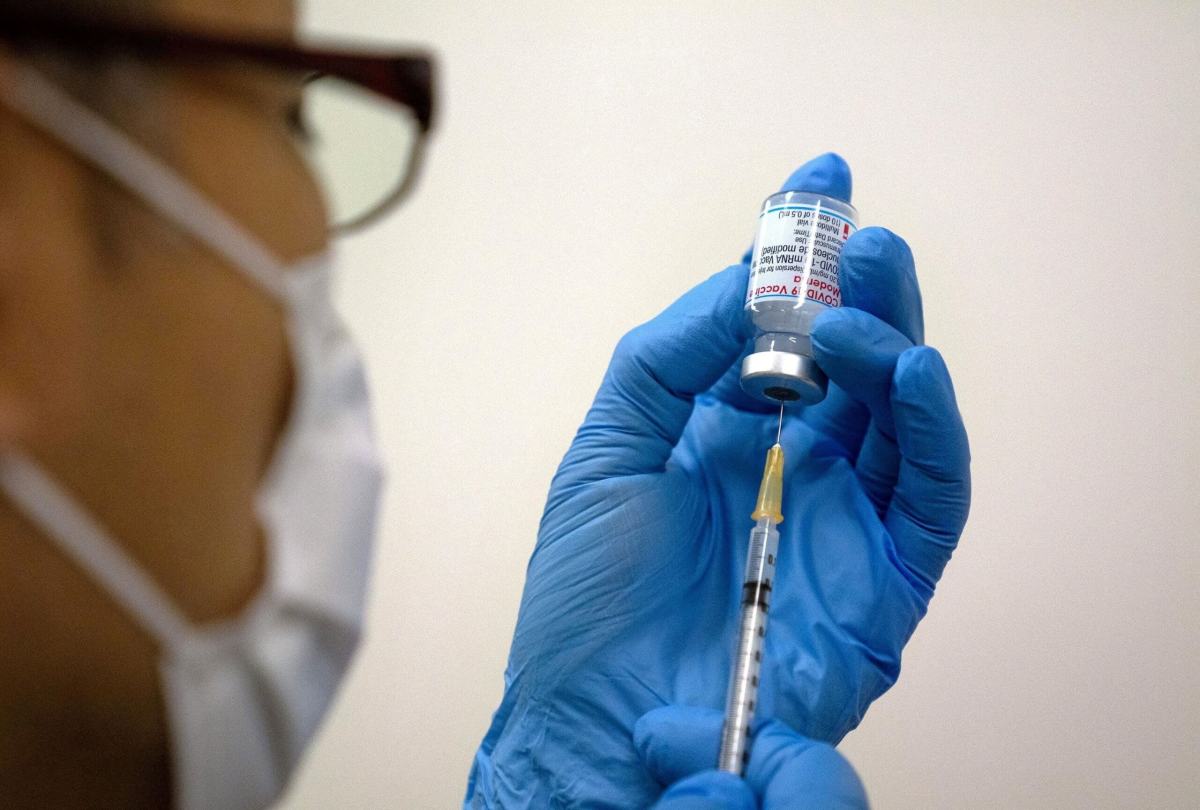 FILE PHOTO: Medical staff prepare Moderna coronavirus (COVID-19) vaccine  in Tokyo