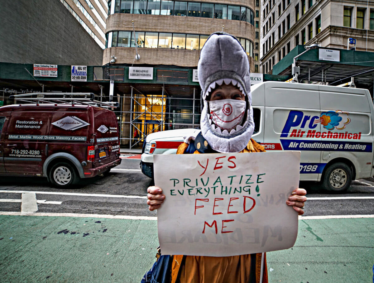 Teachers and parents rally to protect UFT healthcare benefits 6