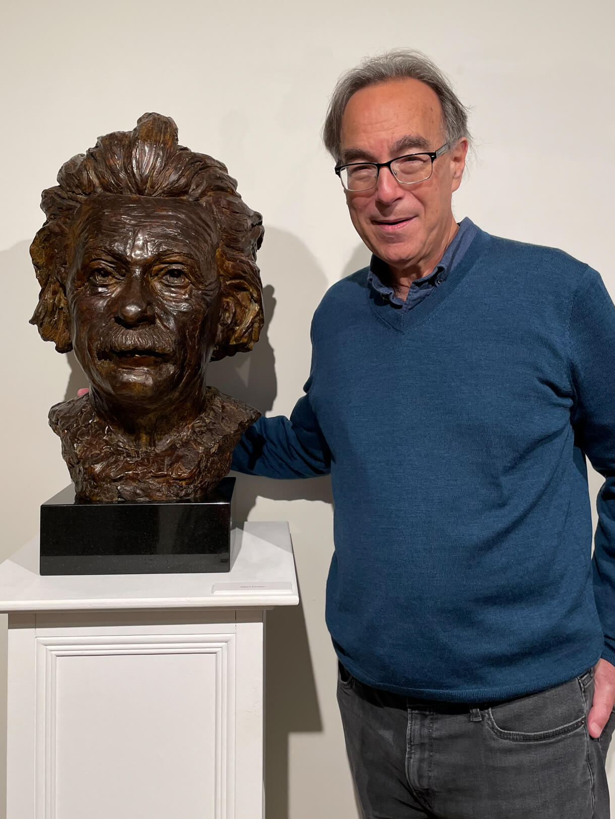 Elegant and contemporary: National Arts Club exhibits Andy Warhol 18