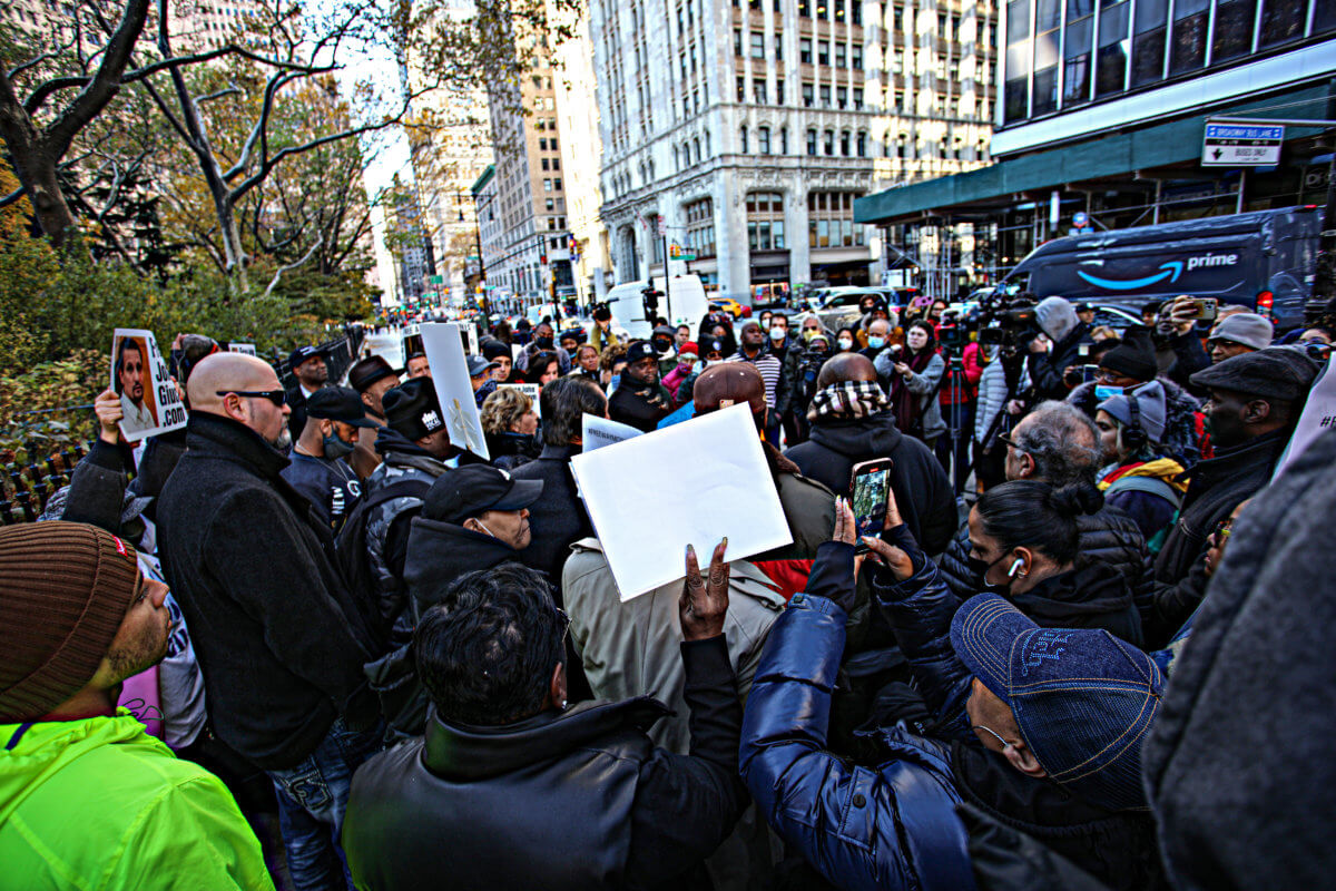 City Hall protesters urge NYC prosecutors to do more to review possible wrongful conviction cases 7