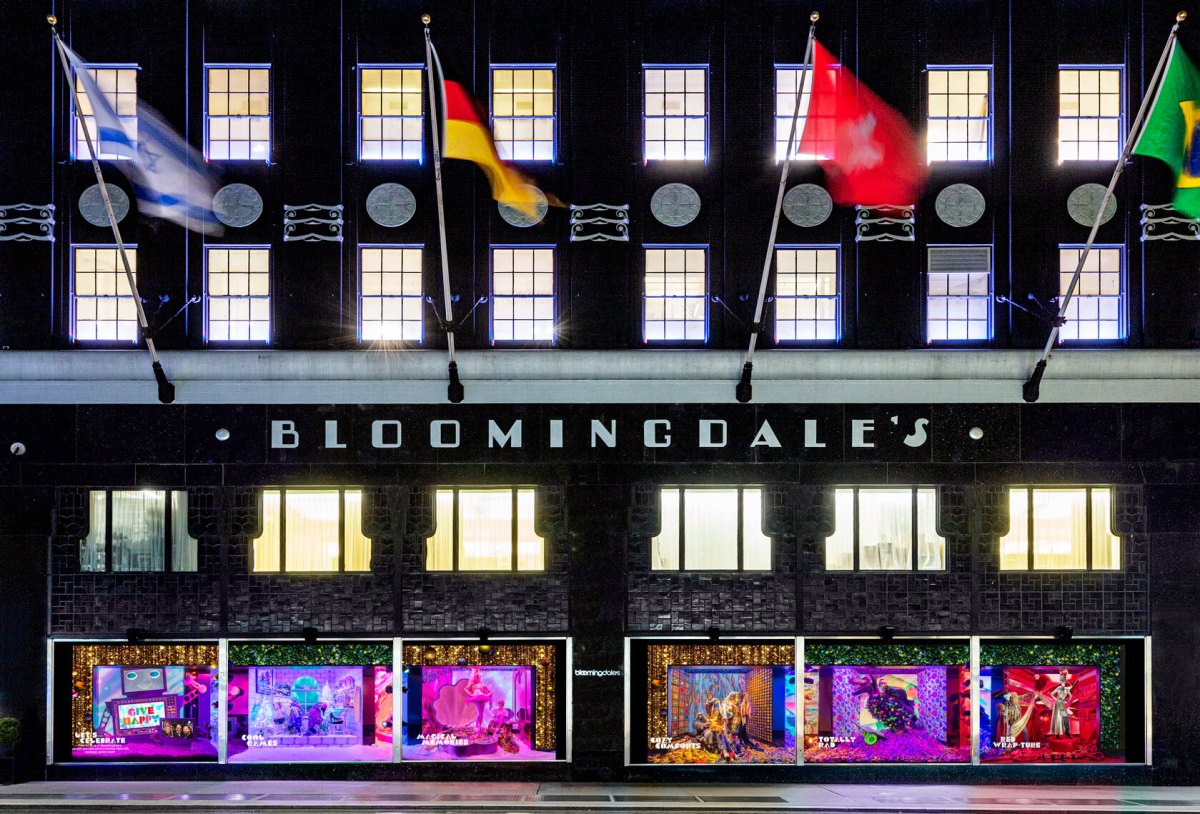 Bloomingdale’s Give Happy Holiday Windows -Group Shot Final