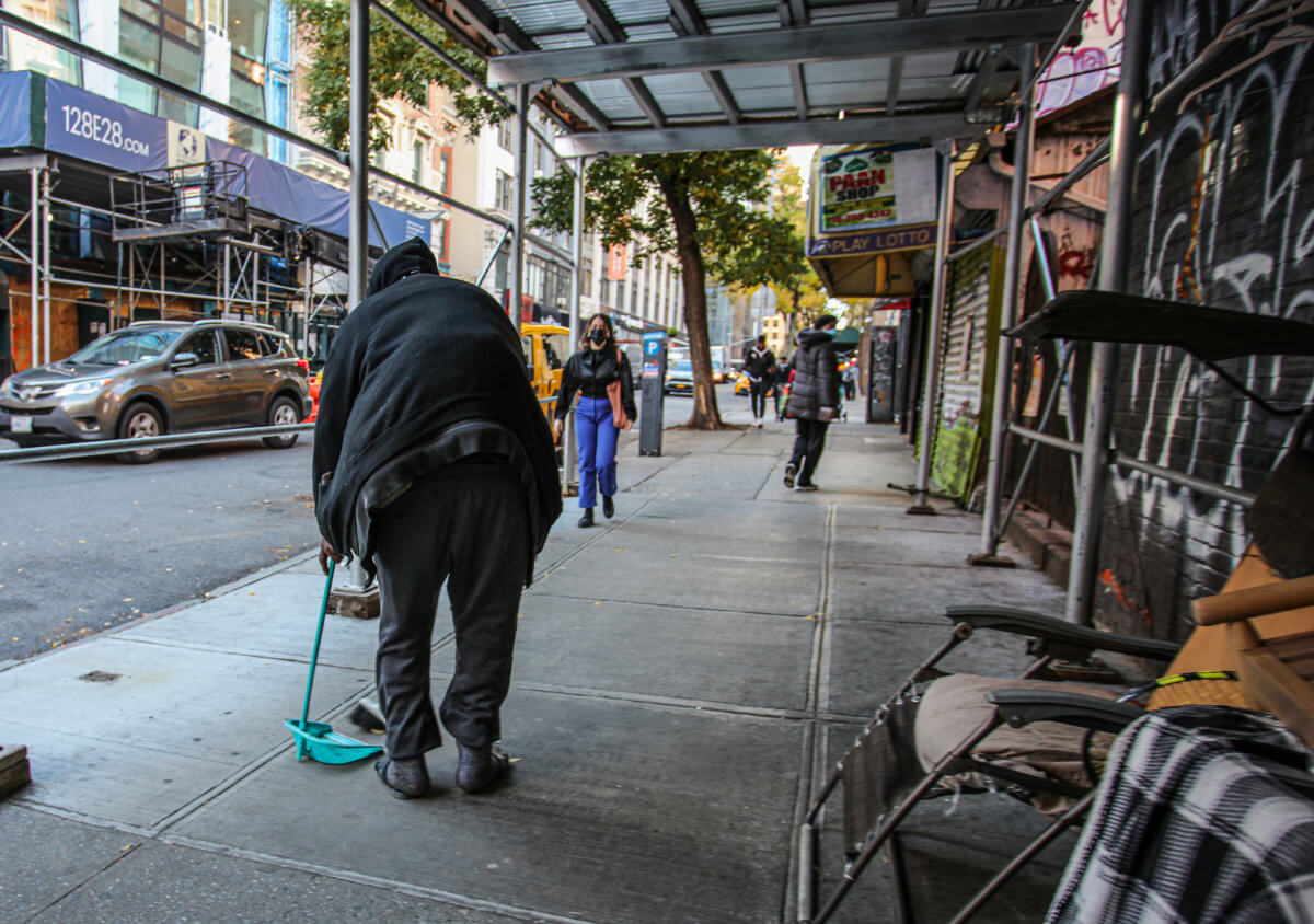 Swept away: Kips Bay homeless man kept his block clean, and lost his living quarters for his trouble 6