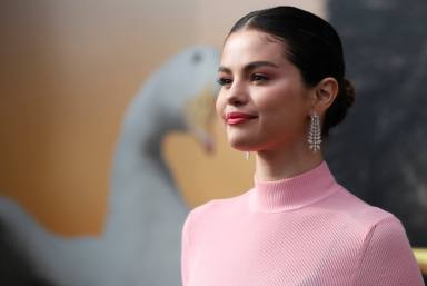 Cast member Gomez poses at the premiere for the film “Dolittle” in Los Angeles