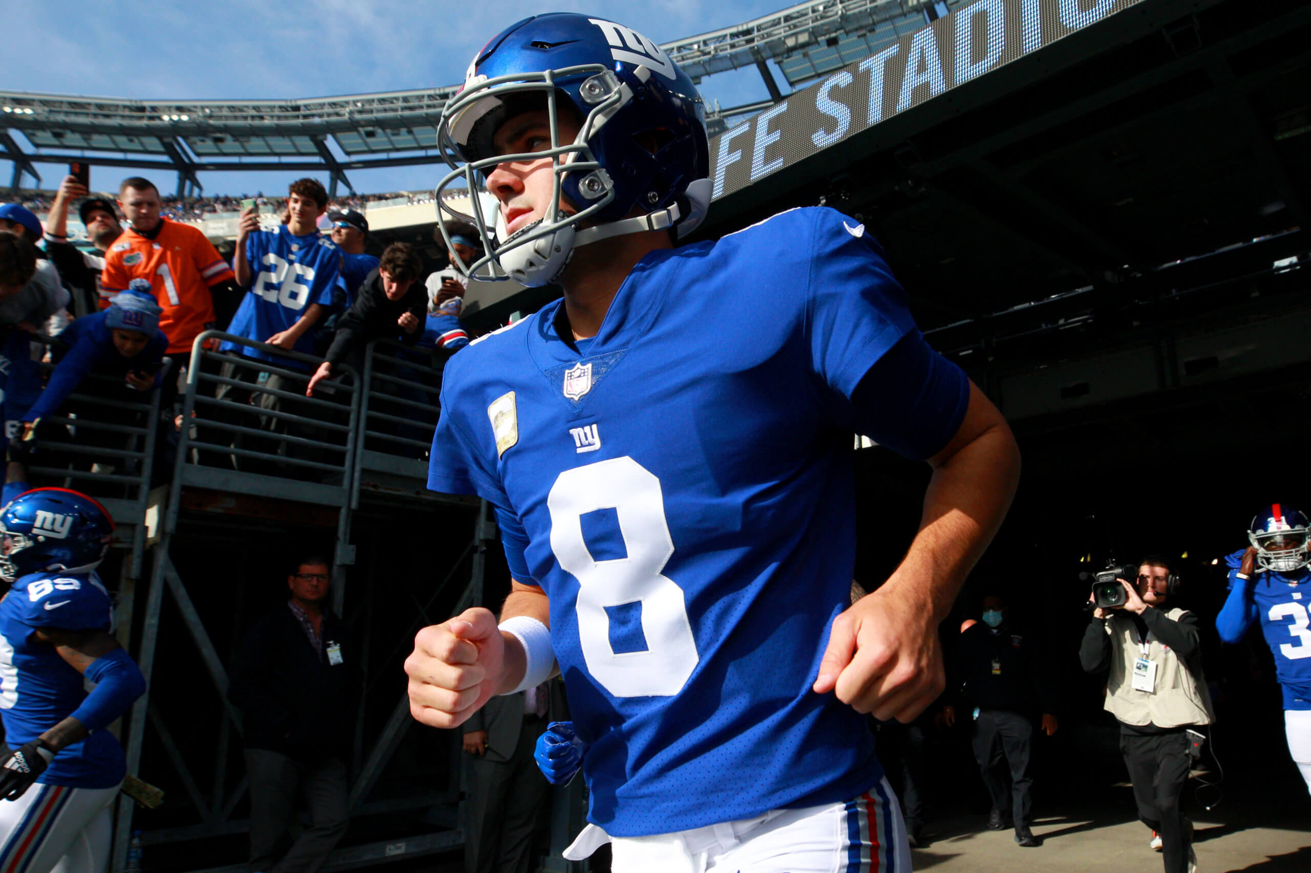 Brian Daboll: Giants must learn to crawl before running, 'not fair' to compare Daniel Jones to Josh Allen 3 Daniel Jones Giants