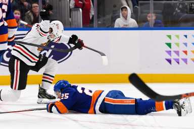 Islanders Blackhawks