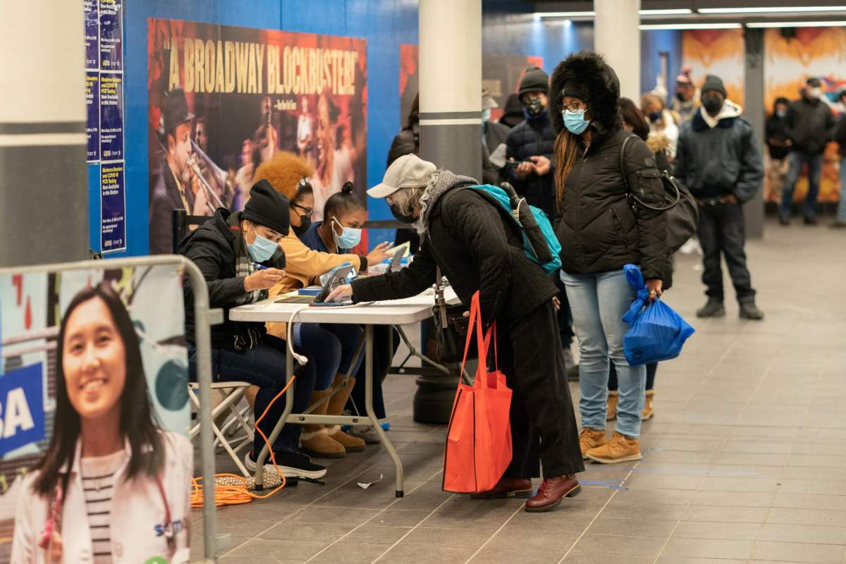 New popup COVID-19 testing site at Times Square in New York