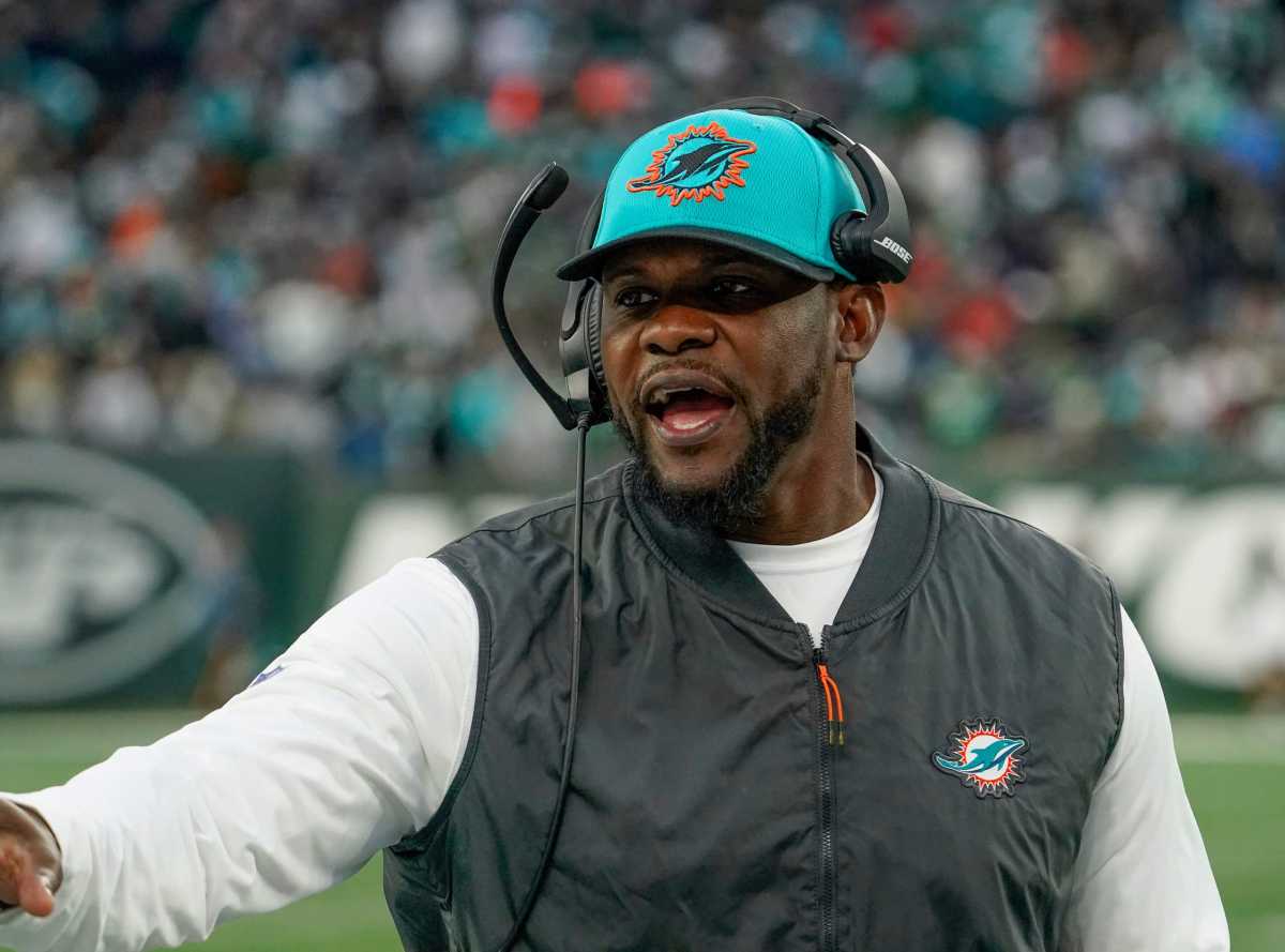 Brian Flores Giants
