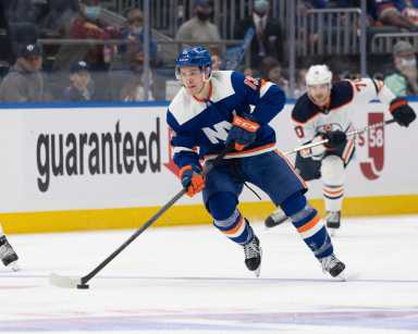 Mathew Barzal Islanders