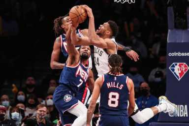 2022-01-13T090741Z_1663904472_MT1USATODAY17496931_RTRMADP_3_NBA-MILWAUKEE-BUCKS-AT-BROOKLYN-NETS-1200×800-1