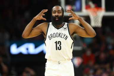 2022-02-02T050412Z_1672918774_MT1USATODAY17602927_RTRMADP_3_NBA-BROOKLYN-NETS-AT-PHOENIX-SUNS-1200×800-1