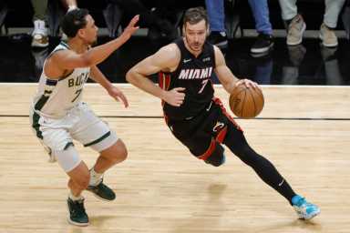 2022-02-11T003555Z_1_LYNXMPEI1A00G_RTROPTP_4_BASKETBALL-NBA-MIA-MIL-1200×800-1