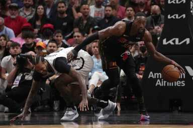 2022-02-13T034923Z_575810978_MT1USATODAY17675245_RTRMADP_3_NBA-BROOKLYN-NETS-AT-MIAMI-HEAT-1200×800-1