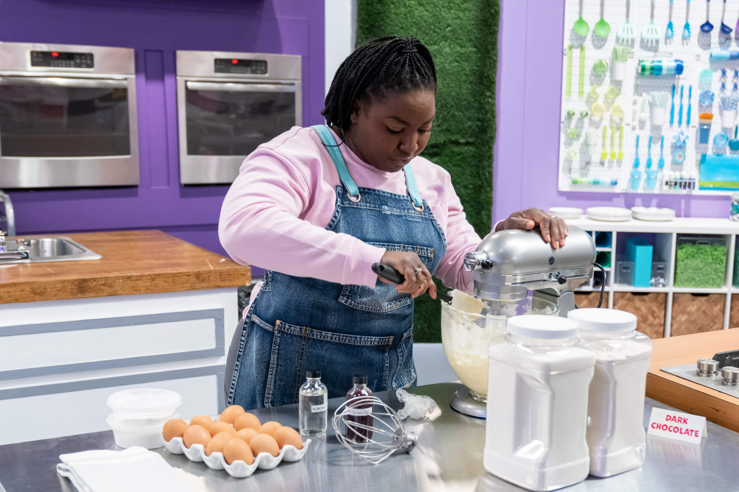 New York contestants compete to create elevated springtime treats in two Food Network baking competitions 9
