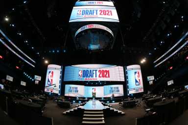 2021-07-29T202634Z_155404394_MT1USATODAY16475860_RTRMADP_3_NBA-NBA-DRAFT-1200×800-1